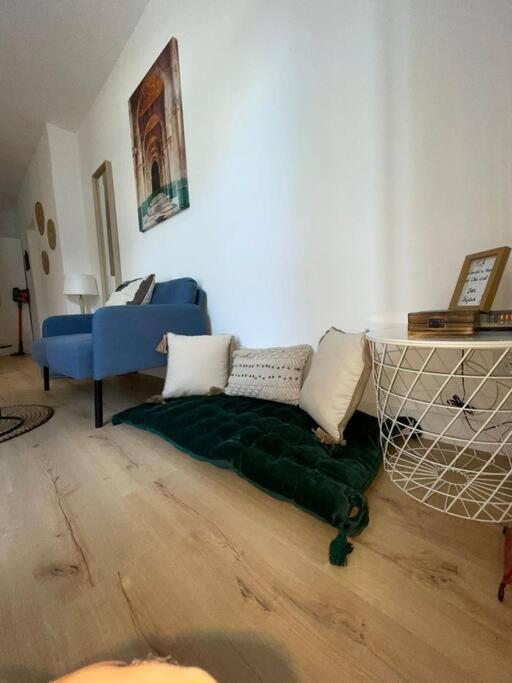 L'oriental Du V.e.l.p.a.u Apartment *